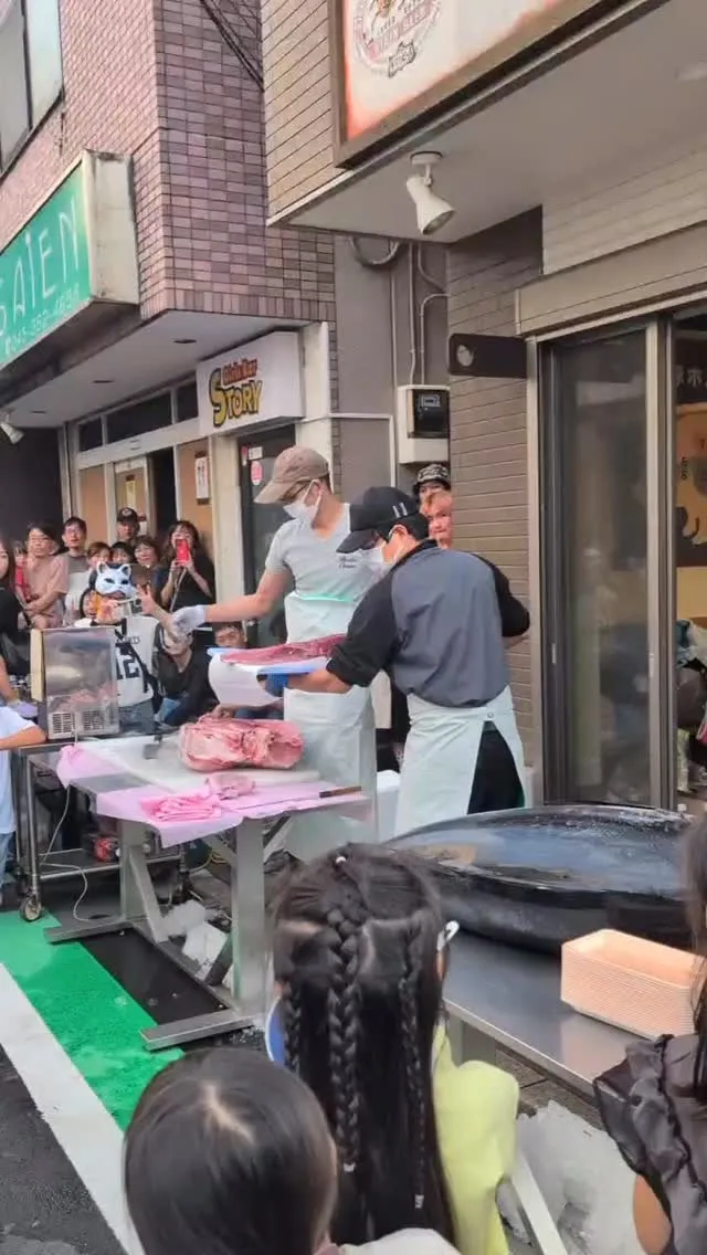 フォルテ祭にてマグロ解体ショーやらせて頂きました。